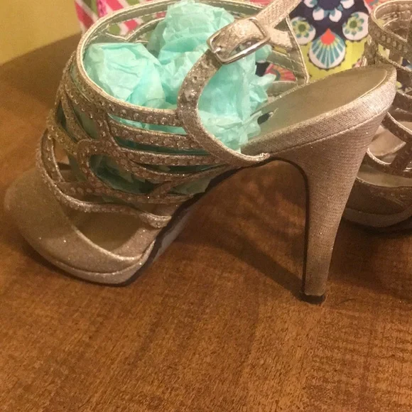 Caparros - Picture 7 of 13